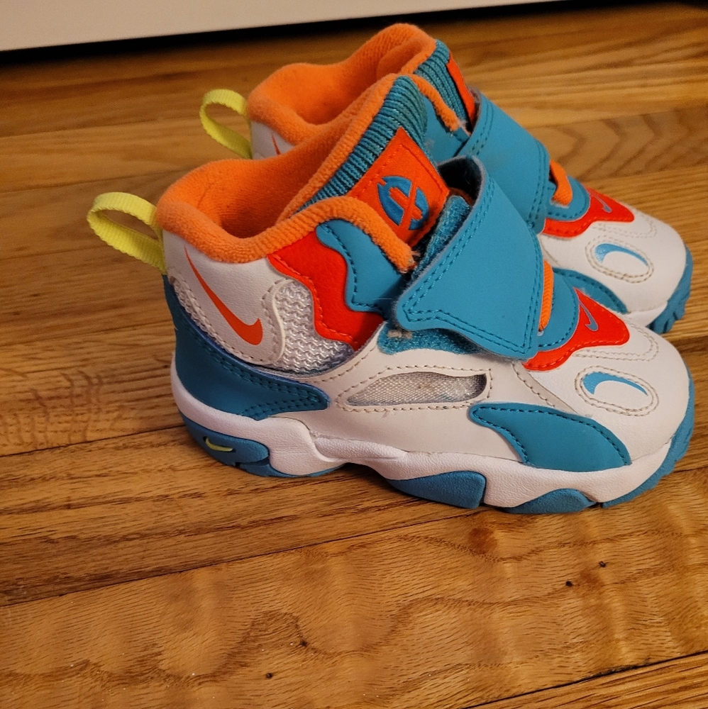 Nike